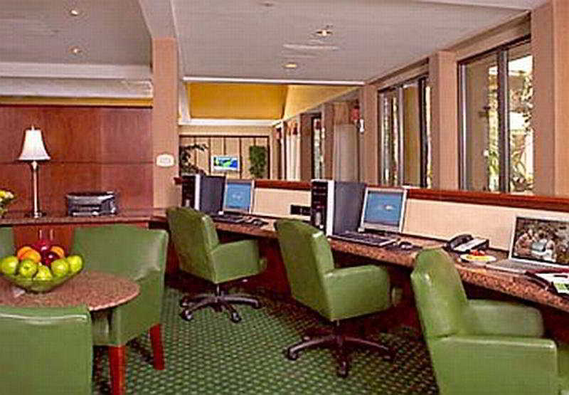 Courtyard St. Petersburg Clearwater Otel Konforlar fotoğraf